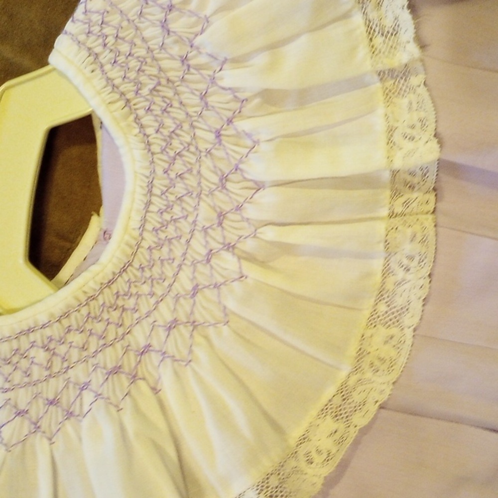 Vintage Lavender Smocked Dress with Bonnet and Pouch - Picture 5 of 10